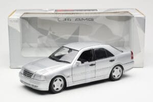 Mercedes C36 AMG W202 Argintiu UT Models 1:18 180035000 Metal - imaginea 6 din 6