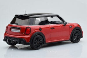 Mini Cooper S JCW F56 Roșu Otto 1:18 OT984 Rășină - imaginea 2 din 6