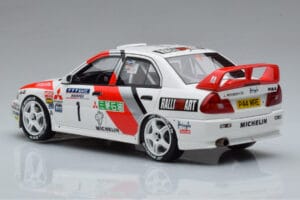 Mitsubishi Lancer Evo 4 T. Makinen / S. Harjanne Rally Catalunya 1997 Otto 1:18 OT409 Rășină - imaginea 5 din 6