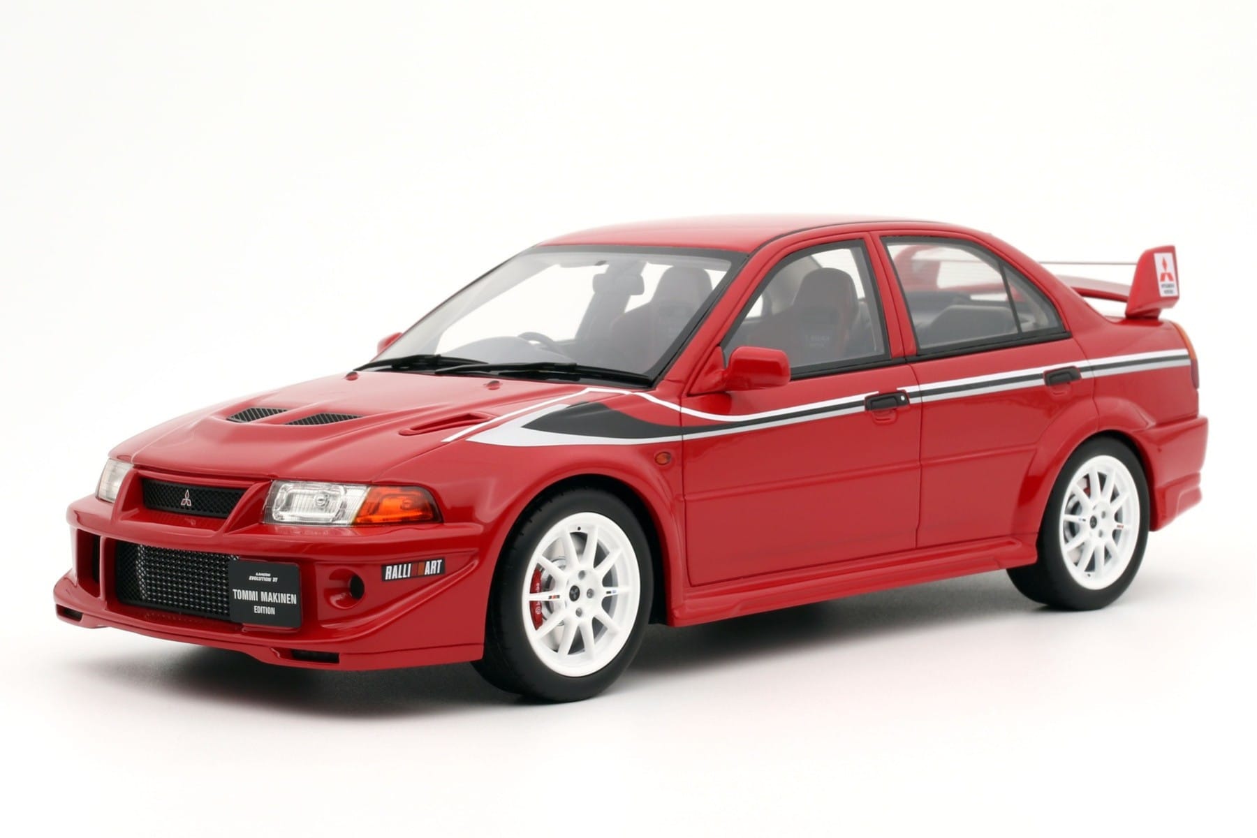 Mitsubishi Lancer Evolution VI CP9A Tommi Makinen Edition Roșu Otto 1:18 OT422 Rășină