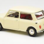Morris Mini Minor Alb Kyosho 1:18 08964W - image 7 of 8