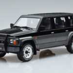 Nissan Patrol GR Y60 Gri Otto 1:18