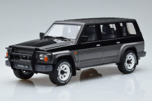 Nissan Patrol GR Y60 Gri Otto 1:18
