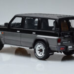 Nissan Patrol GR Y60 Gri Otto 1:18 - image 5 of 6