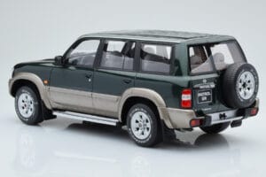 Nissan Patrol GR Y61 Verde Otto 1:18 OT433 Rășină - imaginea 4 din 5