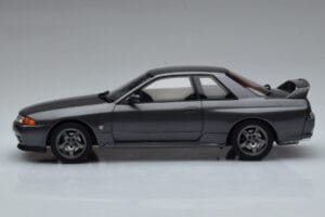 Nissan Skyline GT-R BNR32 Nismo Gri Otto 1:18 OT411 Rășină - imaginea 3 din 6
