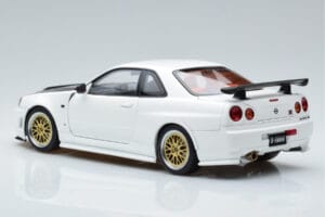 Nissan Skyline GT-R R34 Nismo Z-Tune Alb MotorHelix 1:18 M83407 Metal - imaginea 7 din 11