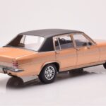 Opel Diplomat B Bej Metalizat MCG 1:18 - image 2 of 6