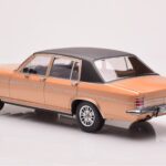 Opel Diplomat B Bej Metalizat MCG 1:18 - image 5 of 6