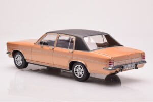 Opel Diplomat B Bej Metalizat MCG 1:18 MCG18335 Metal - imaginea 5 din 6