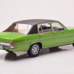 Opel Diplomat B Verde Metalizat MCG 1:18 - image 2 of 6