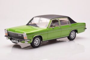 Opel Diplomat B Verde Metalizat MCG 1:18