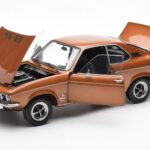 Opel Manta A Bronz Metalic Norev 1:18 - image 2 of 8