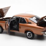 Opel Manta A Bronz Metalic Norev 1:18 - image 5 of 8