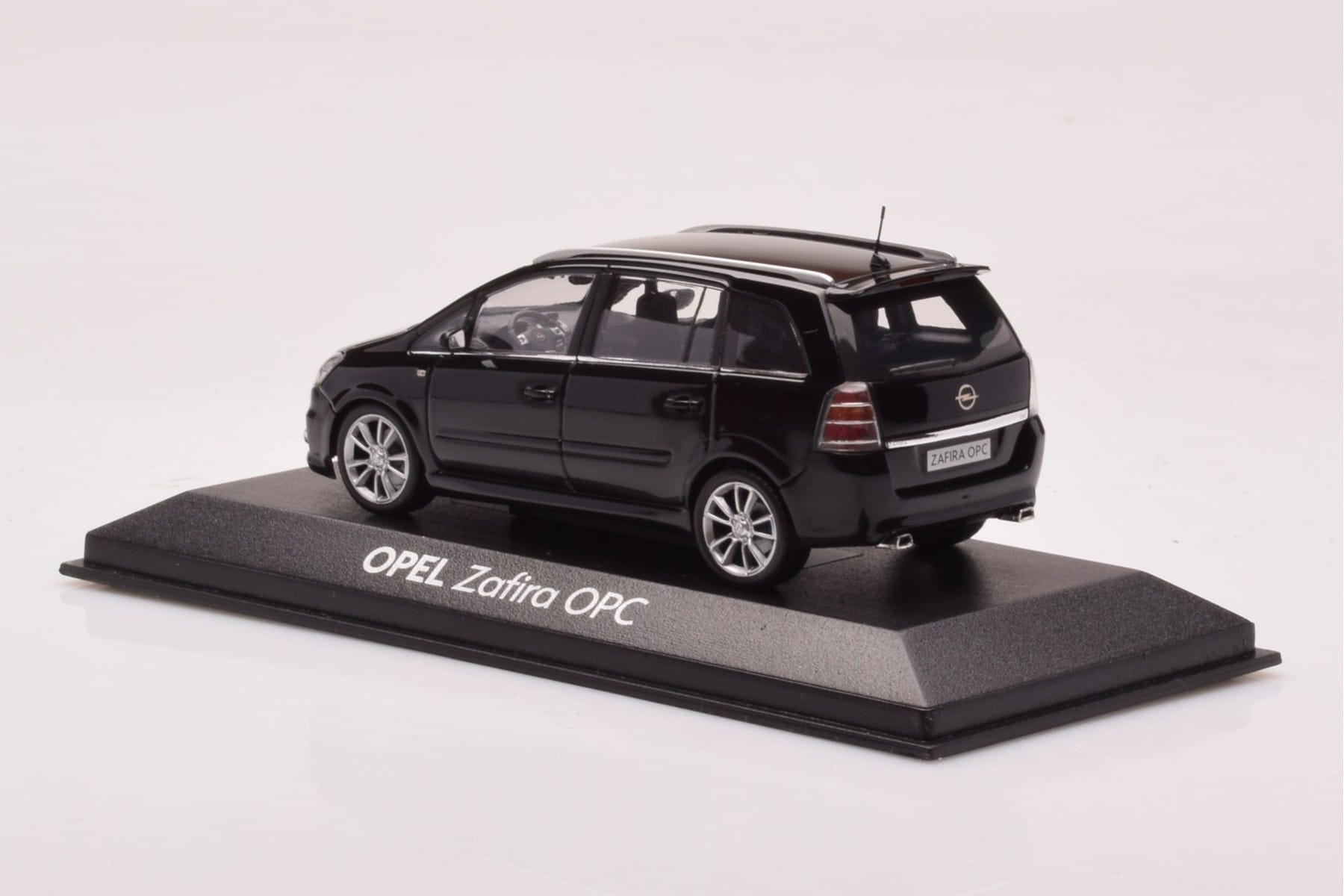 Opel Zafira B OPC Negru Minichamps 1:43 1799622 Metal - imaginea 3 din 4