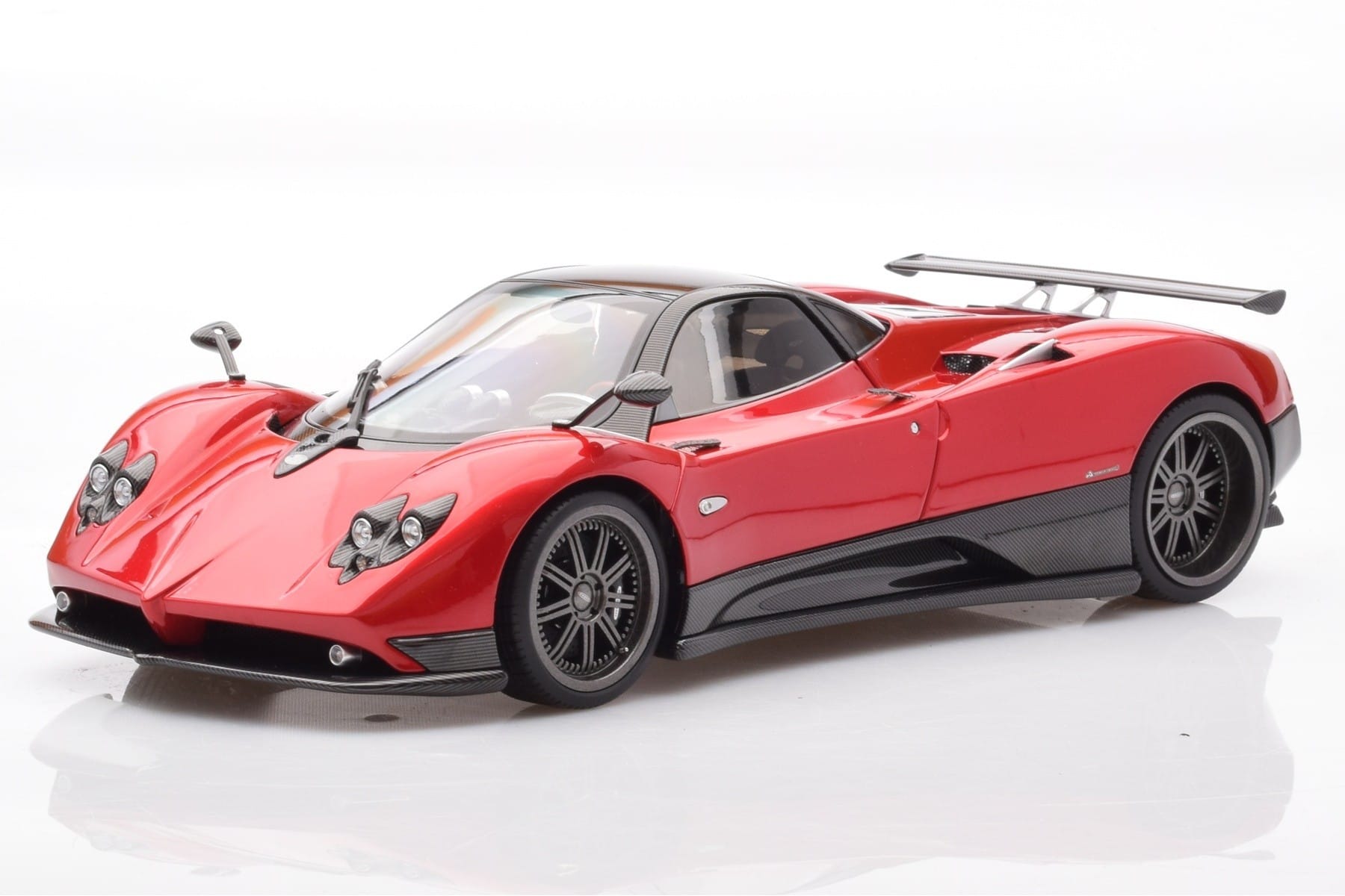 Pagani Zonda F Roșu Monza Almost Real 1:18 850406001 Metal