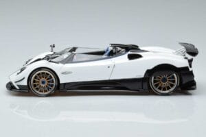 Pagani Zonda HP Barchetta Carbon Fiber Alb LCD 1:18 LCD18009-WH Metal - imaginea 5 din 9