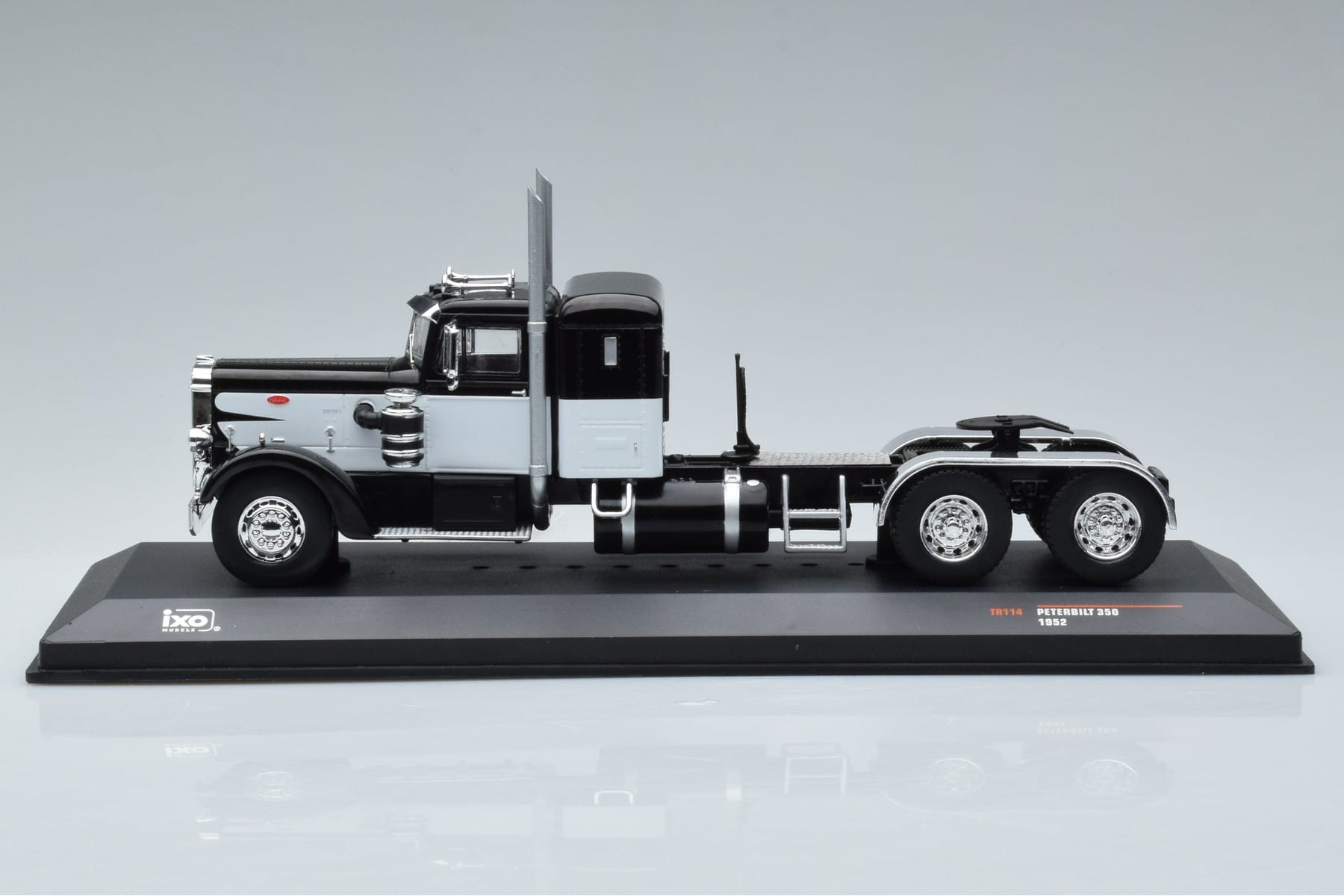 Peterbilt 350 Negru IXO 1:43 TR114 Metal - imaginea 3 din 6