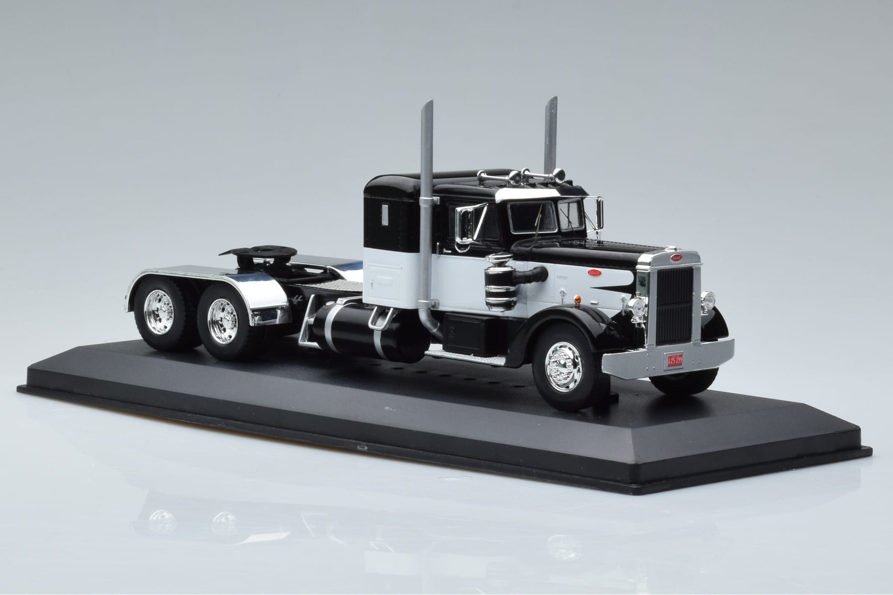 Peterbilt 350 Negru IXO 1:43 TR114 Metal - imaginea 4 din 6