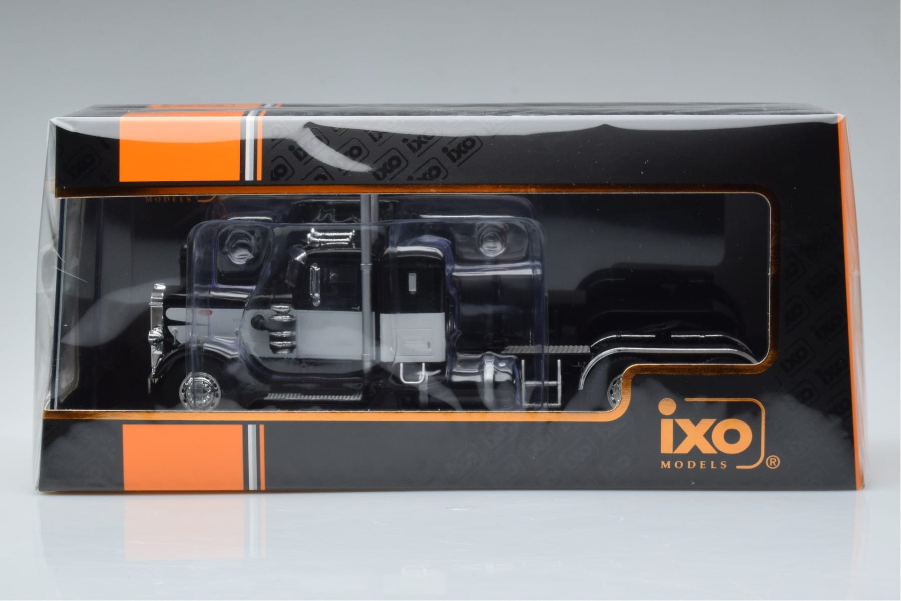 Peterbilt 350 Negru IXO 1:43 TR114 Metal - imaginea 6 din 6