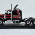 Peterbilt 359 Negru Roșu IXO 1:43 - image 2 of 4