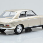 Peugeot 204 Coupe Bej Otto 1:18 - image 2 of 6