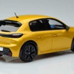 Peugeot 208 GT Line Galben Otto 1:18 OT930 Rășină - image 2 of 6