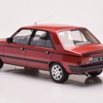 Peugeot 305 GTX Roșu Plaisir Otto 1:18 - image 5 of 6