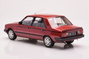 Peugeot 305 GTX Roșu Plaisir Otto 1:18 OT1032 Rășină - imaginea 5 din 6