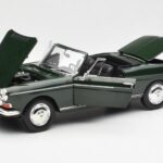 Peugeot 404 Cabriolet Antique Green Ediție Limitată Norev 1:18 184829 - image 2 of 8