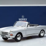 Peugeot 404 Cabriolet Argintiu Norev 1:18 - image 8 of 8