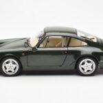 Porsche 911 964 Carrera 4 Verde Metalic Asia Exclusive Norev 1:18 - image 4 of 8