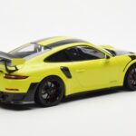 Porsche 911 991.2 GT2 RS Verde Deschis Cu Jante De Magneziu Negre Minichamps 1:18 155068300 - image 2 of 6