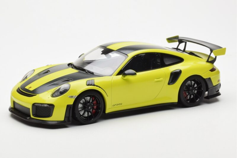 Porsche 911 991.2 GT2 RS Verde Deschis Cu Jante De Magneziu Negre Minichamps 1:18 155068300