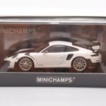 Porsche 911 991.2 GT2 RS Alb Minichamps 1:43 - image 4 of 4