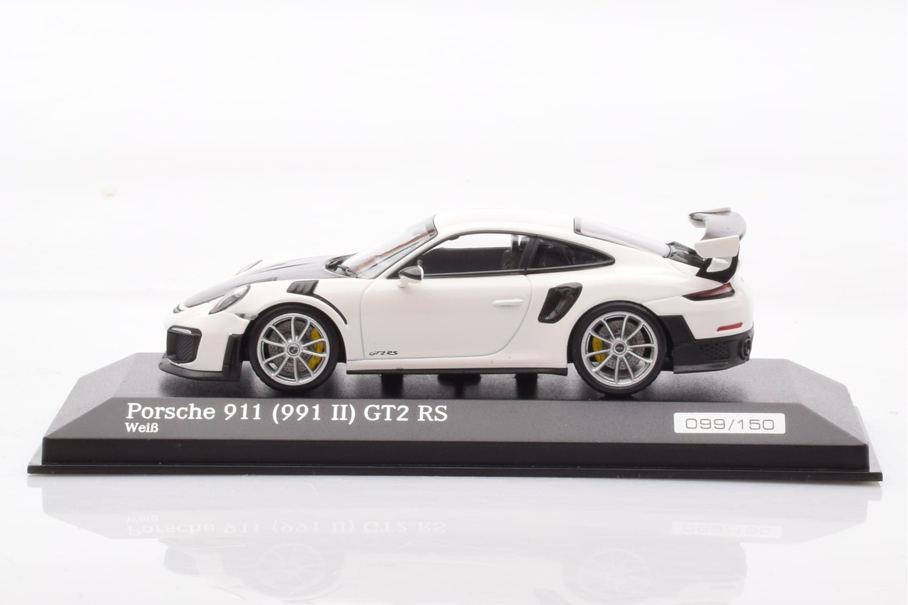 Porsche 911 991.2 GT2 RS Alb Minichamps 1:43 CA04318004 Metal