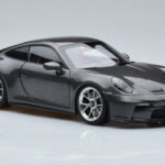 Porsche 911 992 GT3 Touring Package Gri Norev 1:18 - image 5 of 7
