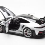 Porsche 911 992 GT3 Weissach Pack GT Argintiu Metalic Norev 1:18 - image 5 of 8