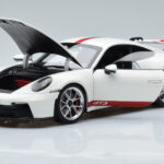 Porsche 911 992 GT3 Alb Norev 1:18 - image 2 of 7