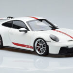 Porsche 911 992 GT3 Alb Norev 1:18 - image 5 of 7