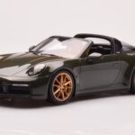 Porsche 911 992 Targa 4S Verde Oliv GT Spirit 1:18