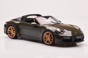 Porsche 911 992 Targa 4S Verde Oliv GT Spirit 1:18 GT438 Rășină - imaginea 4 din 6