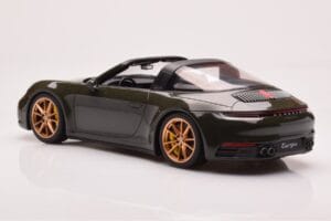 Porsche 911 992 Targa 4S Verde Oliv GT Spirit 1:18 GT438 Rășină - imaginea 5 din 6