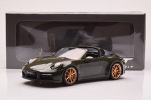 Porsche 911 992 Targa 4S Verde Oliv GT Spirit 1:18 GT438 Rășină - imaginea 6 din 6