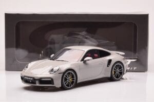 Porsche 911 992 Turbo S Crayon Gri GT Spirit 1:18 GT431 Rășină - imaginea 6 din 6
