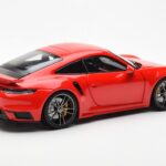 Porsche 911 992 Turbo S Sport Design Roșu Minichamps 1:18 - image 3 of 8