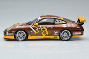 Porsche 911 996 GT3 Cup M. Marsh Carrera Cup Asia Winner 2004 AUTOart 1:18 80489 Metal - imaginea 4 din 7