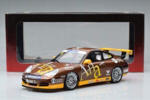 Porsche 911 996 GT3 Cup M. Marsh Carrera Cup Asia Winner 2004 AUTOart 1:18 80489 Metal - imaginea 7 din 7