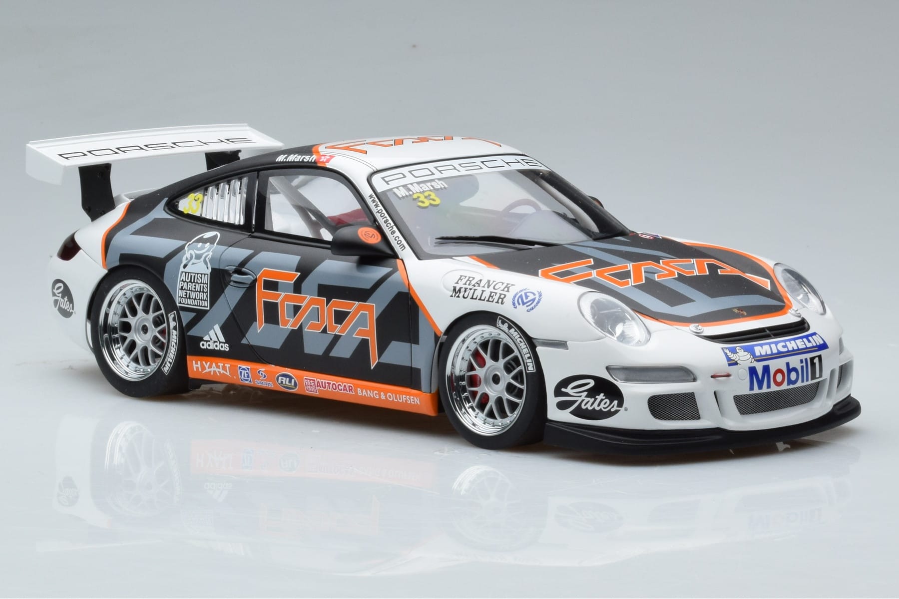Porsche 911 997 GT3 Cup #33 M. Marsh Carrera Cup Asia 2006 AUTOart 1:18 80782 Metal - imaginea 5 din 7