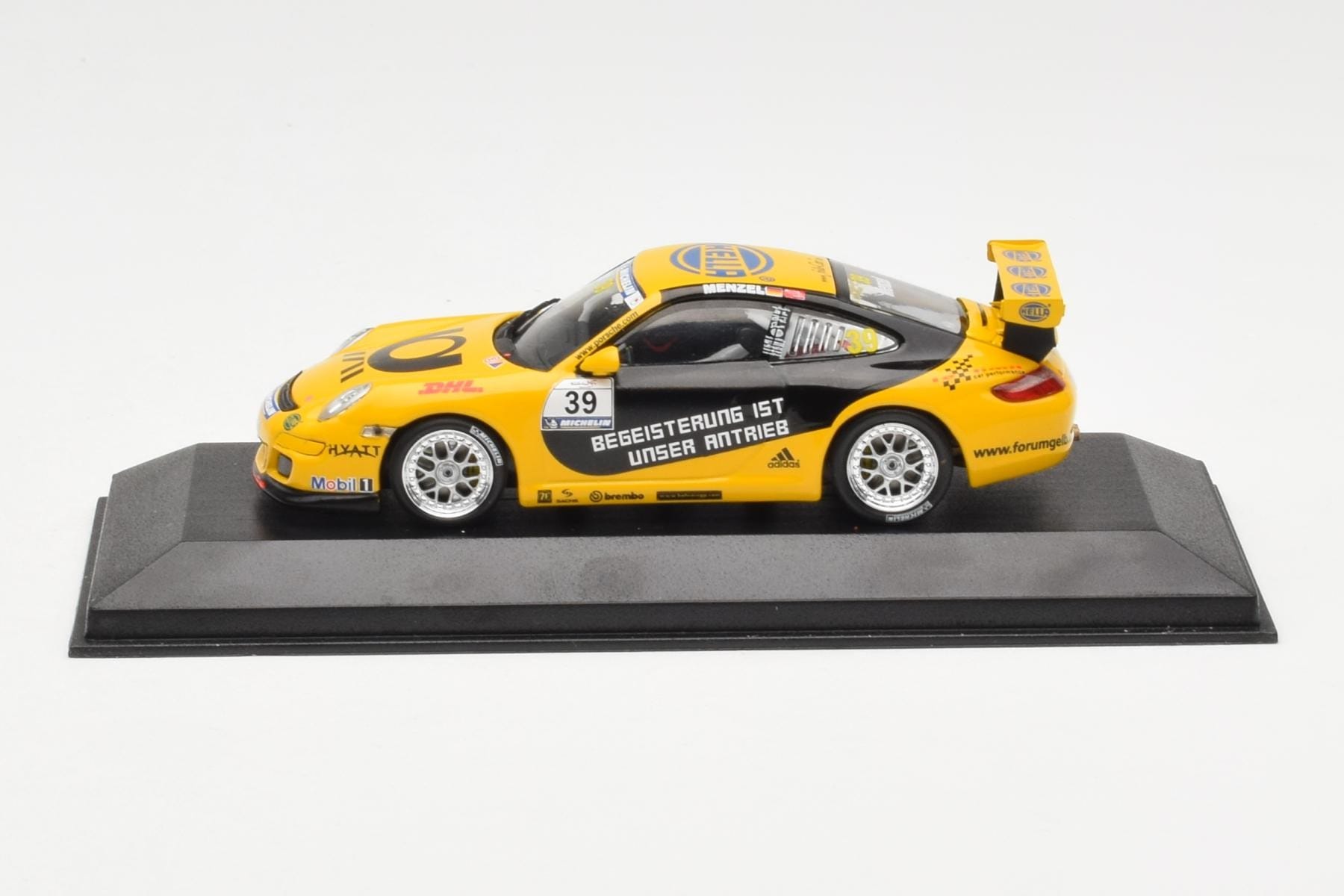 Porsche 911 997 GT3 Cup Tolimit Motorsport #39 Menzel Porsche Supercup 2007 Minichamps 1:43 400066439 Metal